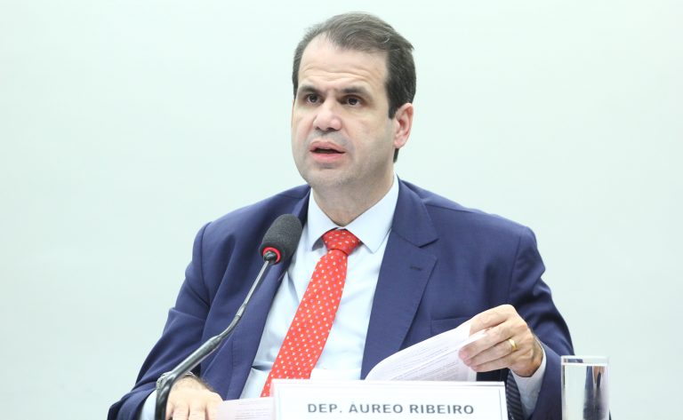 Câmara aprova a troca do símbolo internacional de acessibilidade