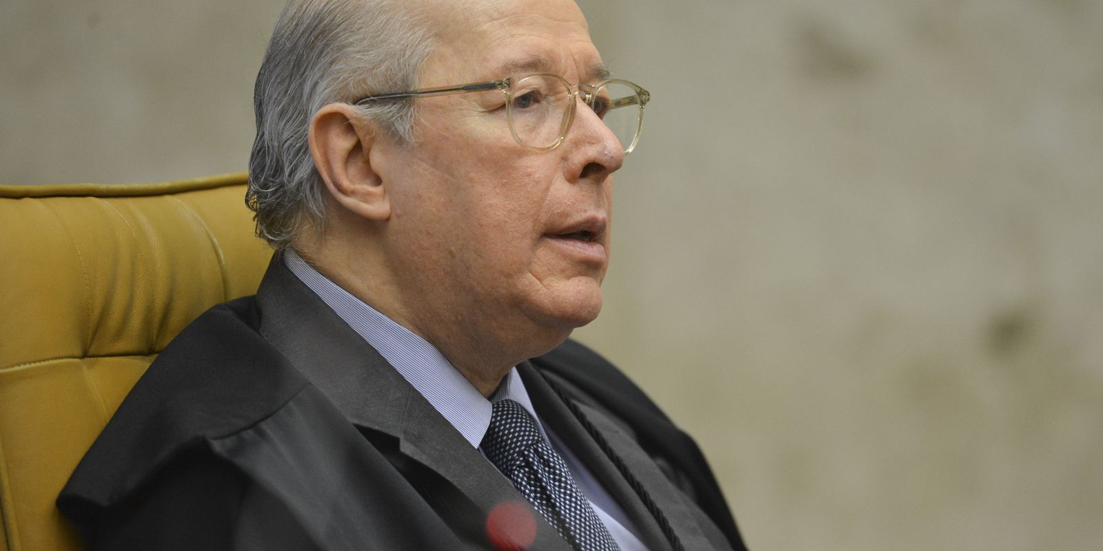 Celso de Mello diz que Senado cometeu grave equívoco institucional